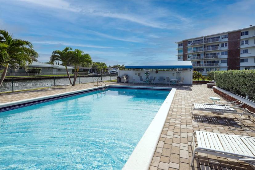 Picture of 1700 NE 105Th St # 512, Miami Shores FL 33138