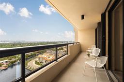 Picture of 2555 Collins Ave # 2210, Miami Beach, FL 33140
