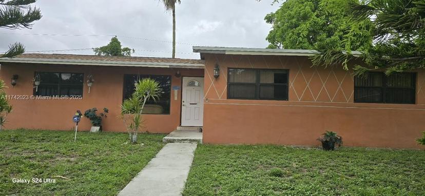 Picture of 1420 NW 174Th St, Miami Gardens FL 33169