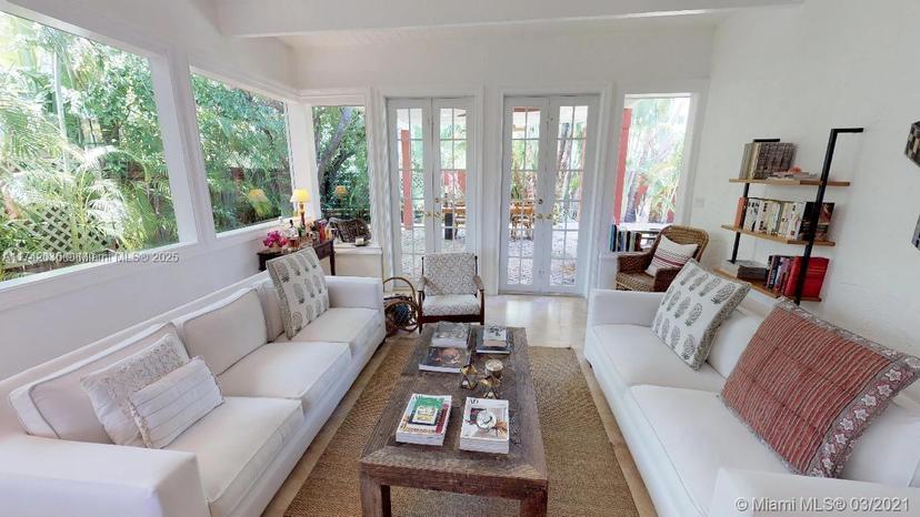 Picture of 310 Glenridge Rd, Key Biscayne FL 33149