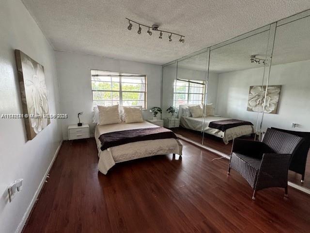 Picture of 13101 Memorial Hwy 209 Hwy # 209, North Miami FL 33161