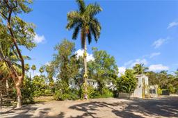 Picture of 678 NW North River Dr, Miami, FL 33136