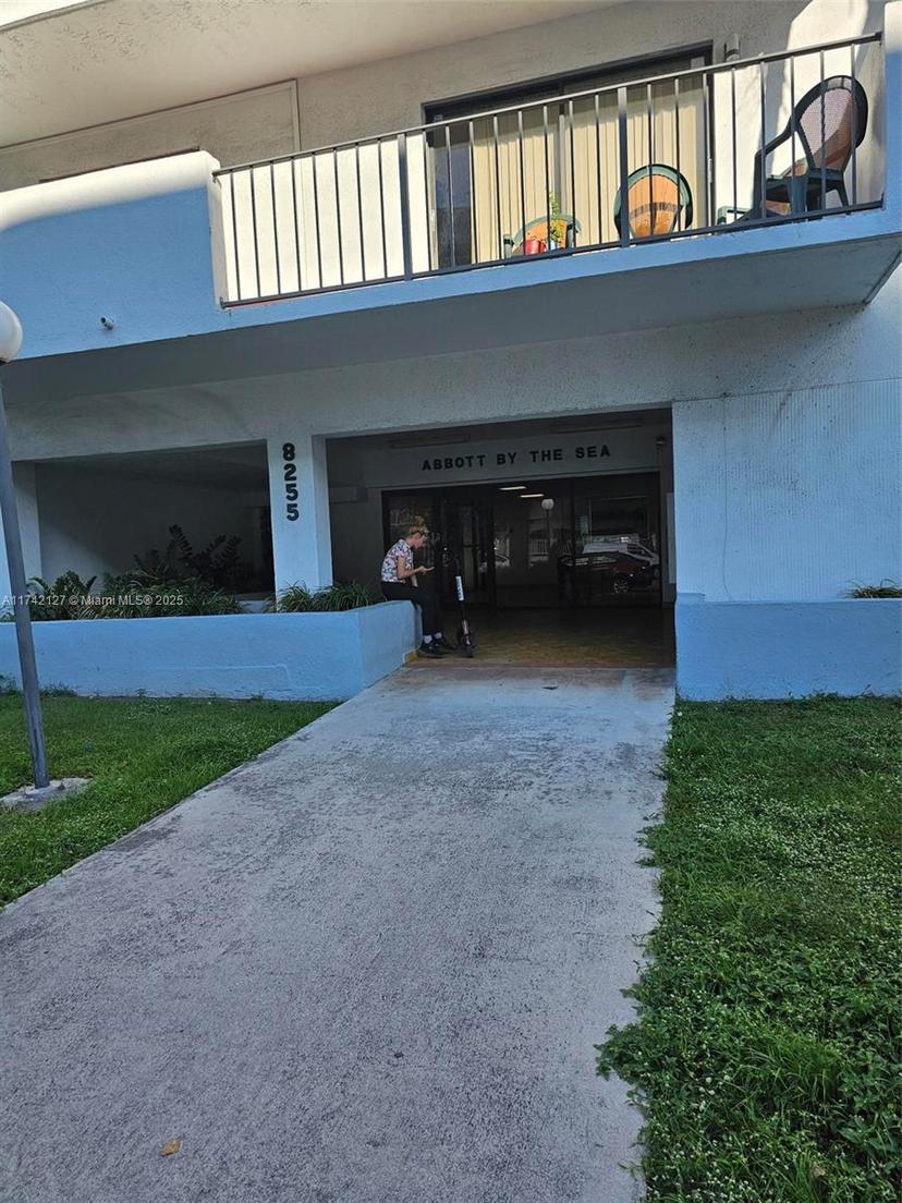 Picture of 8255 Abbott Ave # 303, Miami Beach FL 33141