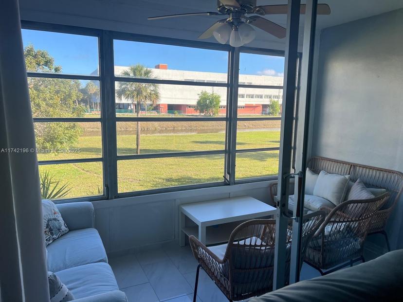 Picture of 8021 N Sunrise Lakes Dr # 203, Sunrise FL 33322