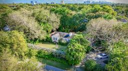 Picture of 194 NW 91St St, El Portal, FL 33150