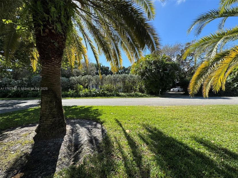 Picture of 194 NW 91St St, El Portal FL 33150