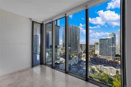 Picture of 68 SE 6Th St # 2010, Miami, FL 33131