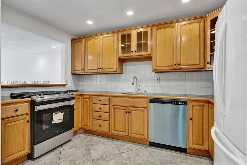 Picture of 8650 SW 67Th Ave # 1022, Pinecrest FL 33156