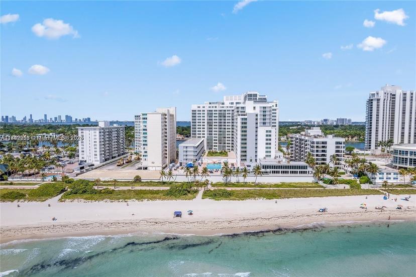 Picture of 5401 Collins Ave # 922, Miami Beach FL 33140