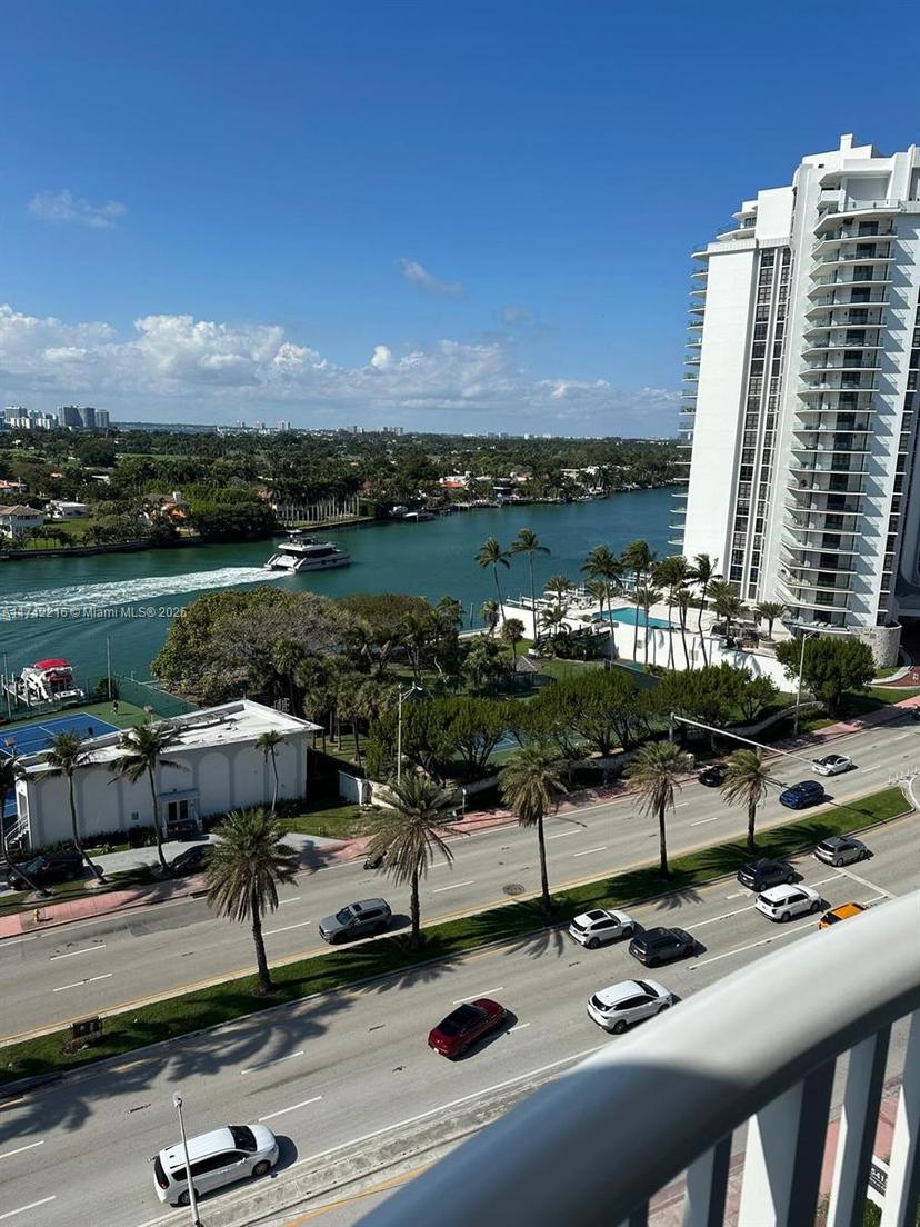 Picture of 5401 Collins Ave # 922, Miami Beach FL 33140