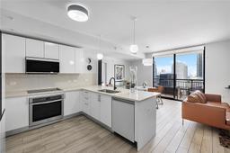 Picture of 999 SW 1St Ave # 2002, Miami, FL 33130