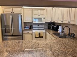 Picture of 104 Freedom Ct # 104, Deerfield Beach, FL 33442