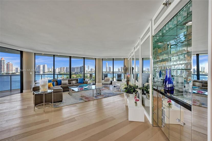 Picture of 4000 Island Blvd # 906, Aventura FL 33160