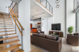 Picture of 690 SW 1St Ct # 3117, Miami, FL 33130