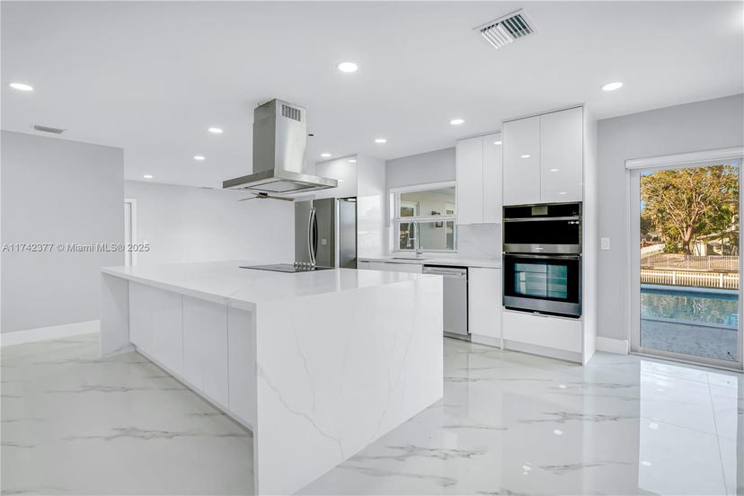 Picture of 6241 SW 16Th St, Plantation FL 33317