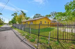 Picture of 1300 NW 7Th Pl, Fort Lauderdale, FL 33311