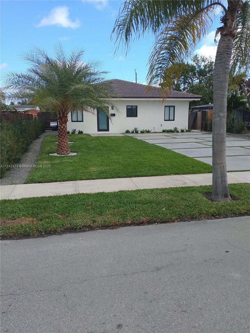 Picture of 1819 NE 182Nd St, North Miami Beach FL 33162