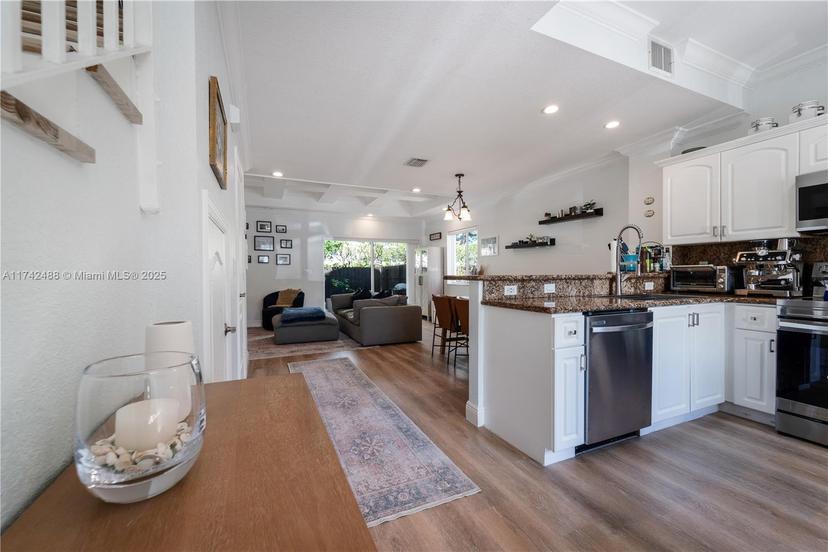 Picture of 11681 NE 18Th Dr # 11681, North Miami FL 33181