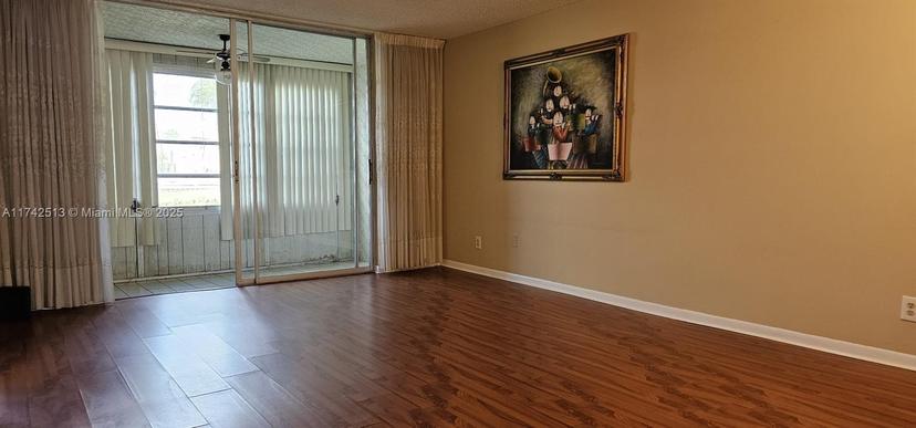 Picture of 9380 Sunrise Lakes Blvd # 103, Sunrise FL 33322