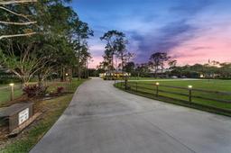 Picture of 12274 N 150Th Ct N, Jupiter, FL 33478