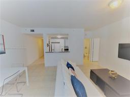 Picture of 185 SE 14Th Ter # 1101, Miami, FL 33131