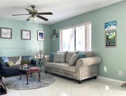 Picture of 9925 NW 68Th Pl # 208, Tamarac, FL 33321