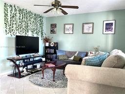 Picture of 9925 NW 68Th Pl # 208, Tamarac, FL 33321