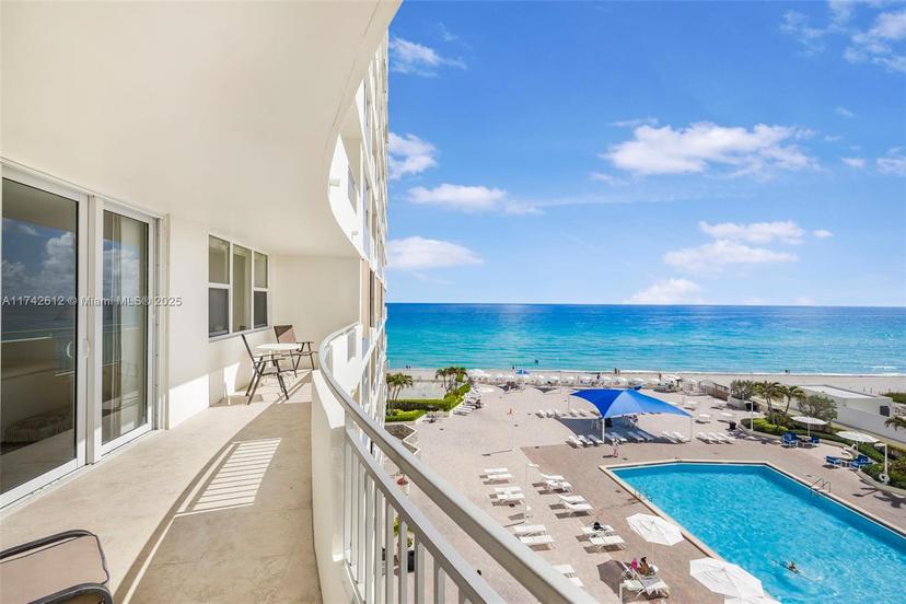 Picture of 3180 S Ocean Dr # 511, Hallandale Beach FL 33009