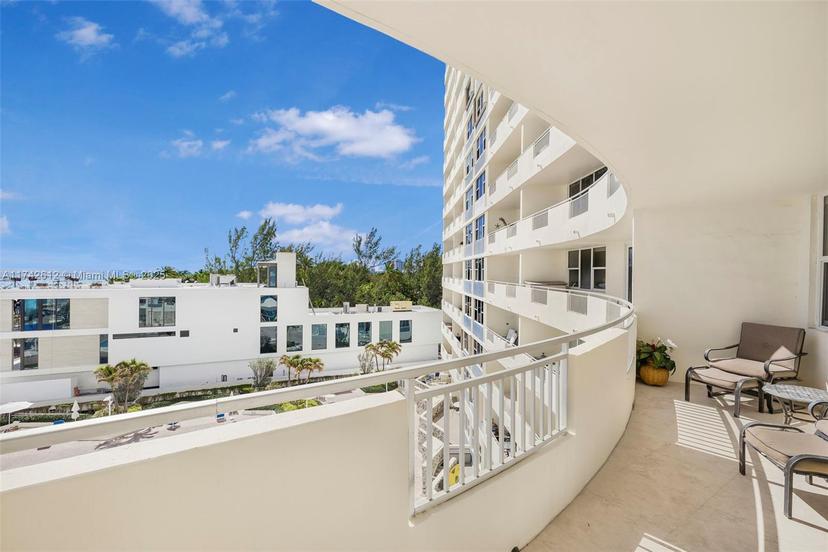 Picture of 3180 S Ocean Dr # 511, Hallandale Beach FL 33009