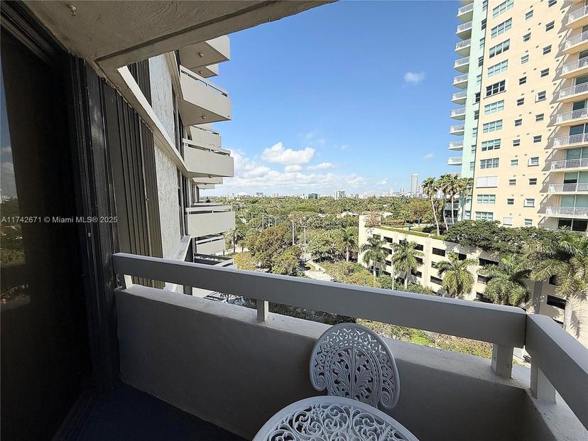 Picture of 2501 Brickell Ave # 905, Miami FL 33129