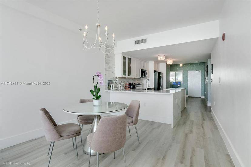 Picture of 6580 Indian Creek Dr # 304, Miami Beach FL 33141
