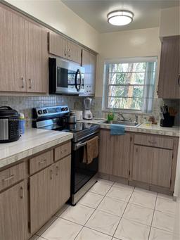 Picture of 181 NE 14Th Ave # 23B, Hallandale Beach, FL 33009