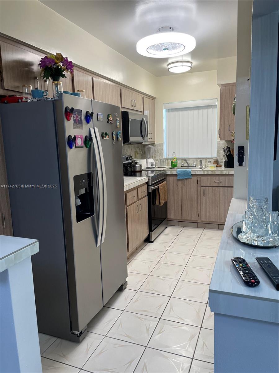 Picture of 181 NE 14Th Ave # 23B, Hallandale Beach, FL 33009