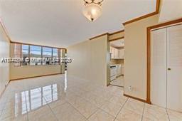 Picture of 2025 NE 164Th St # 904, North Miami Beach, FL 33162