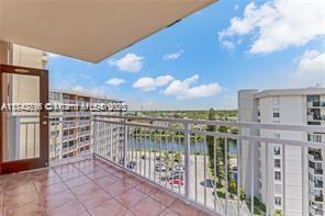 Picture of 2025 NE 164Th St # 904, North Miami Beach, FL 33162