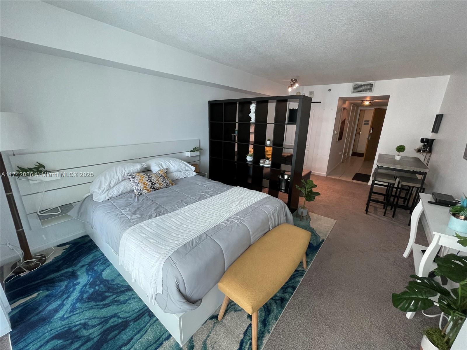 Picture of 1200 Brickell Bay Dr # 2216, Miami, FL 33131