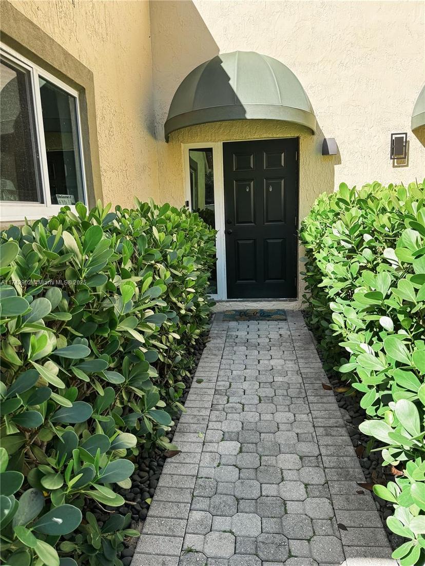Picture of 1315 NE 1St St # 2, Fort Lauderdale FL 33301
