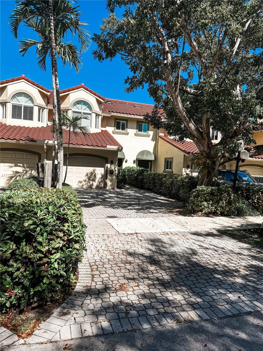 Picture of 1315 NE 1St St # 2, Fort Lauderdale, FL 33301
