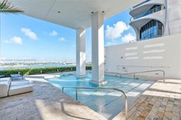 Picture of 1040 Biscayne Blvd # 3908, Miami, FL 33132