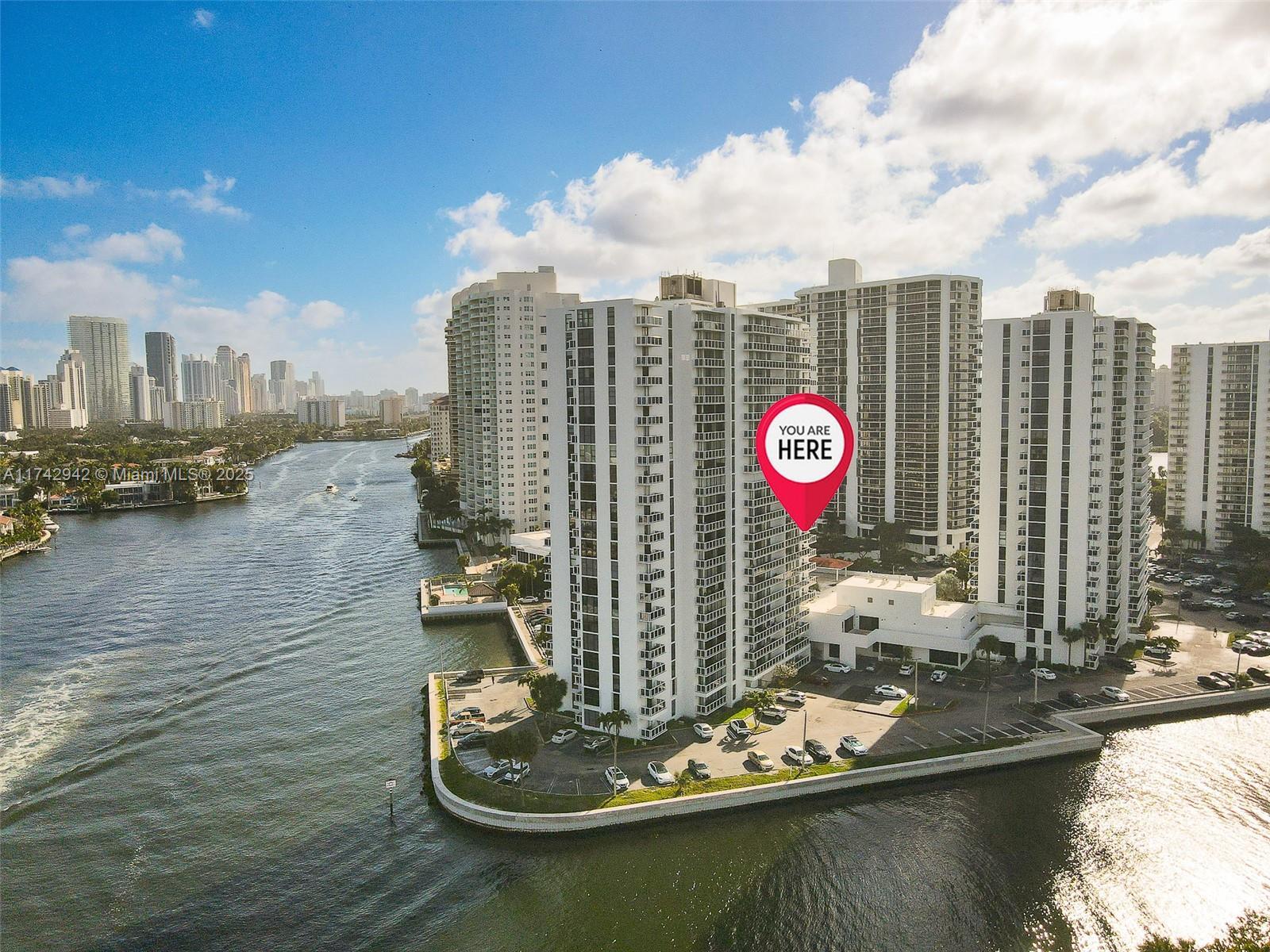 Picture of 20515 E Country Club Dr # 849, Aventura, FL 33180
