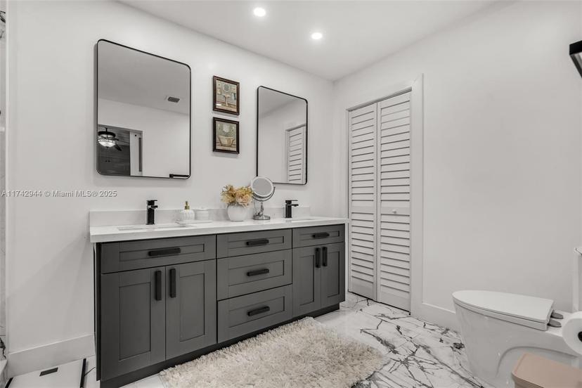 Picture of 16416 SW 95Th St, Miami FL 33196