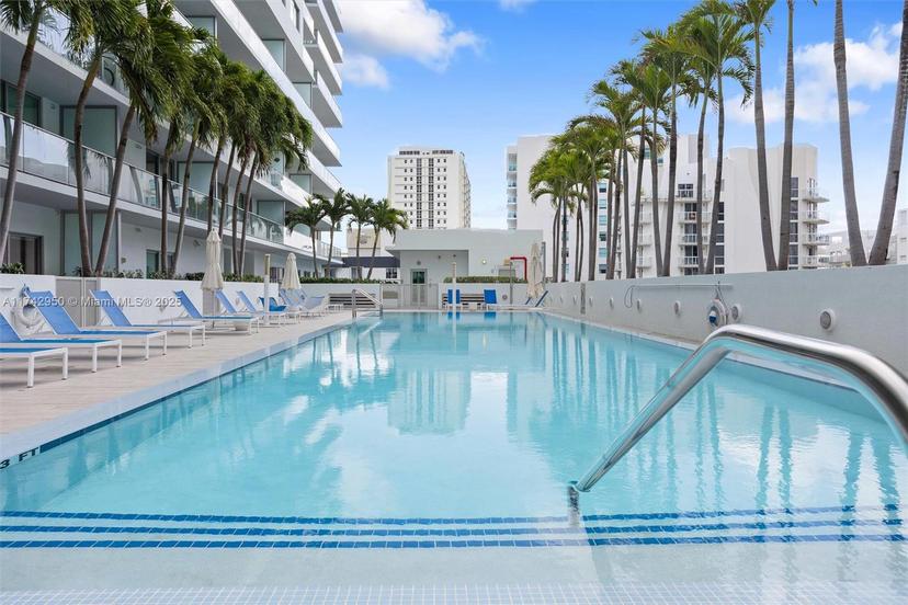 Picture of 1600 SW 1St Ave # 704, Miami FL 33129