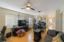 Picture of 2801 NE 33Rd Ct # 209, Fort Lauderdale, FL 33306