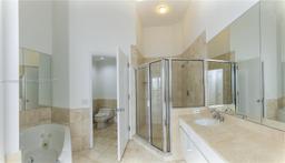 Picture of 808 Brickell Key Dr # 404, Miami, FL 33131