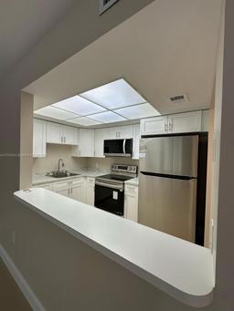 Picture of 5530 NW 44Th St # 308C, Lauderhill, FL 33319