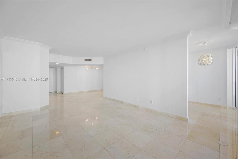 Picture of 21055 Yacht Club Dr # 1707, Aventura FL 33180