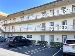 Picture of 5102 NW 36Th St # 611, Lauderdale Lakes, FL 33319
