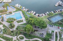 Picture of 500 Three Islands Blvd # 411, Hallandale Beach, FL 33009