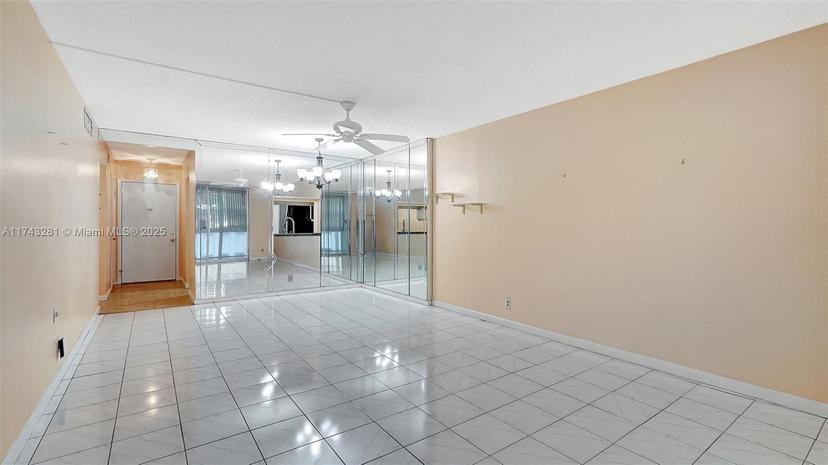 Picture of 900 NE 12Th Ave # 206, Hallandale Beach FL 33009