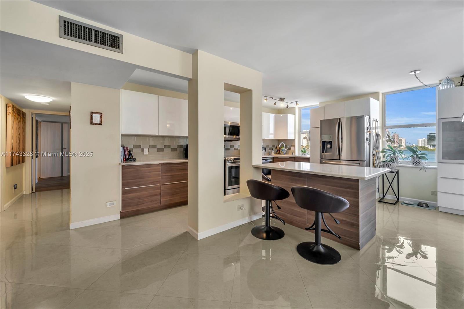Picture of 301 174Th St # 614, Sunny Isles Beach, FL 33160